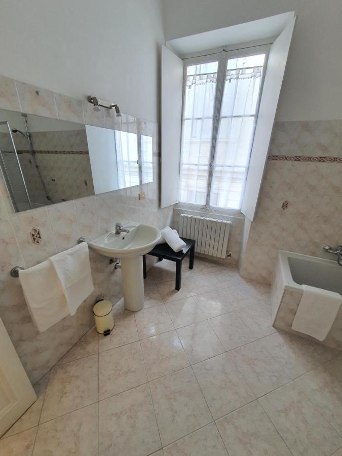 Villa Arcobaleno Rondo Garibaldi Sanremo Exteriör bild