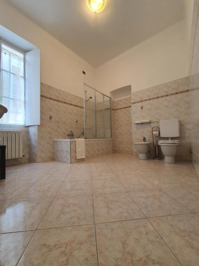 Villa Arcobaleno Rondo Garibaldi Sanremo Exteriör bild