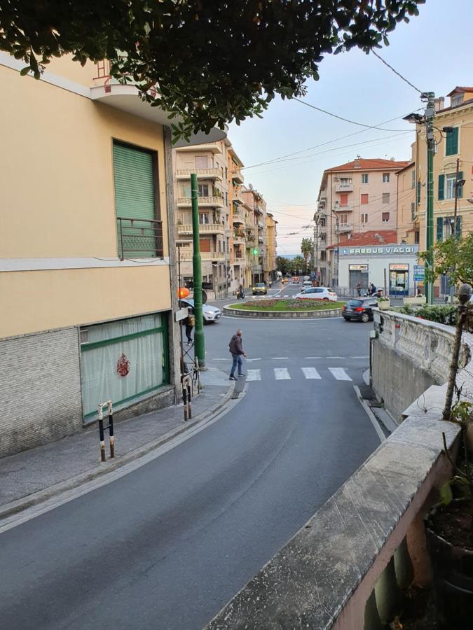 Villa Arcobaleno Rondo Garibaldi Sanremo Exteriör bild
