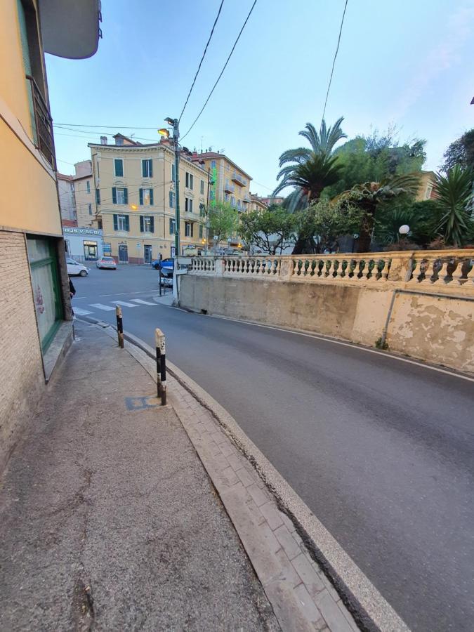 Villa Arcobaleno Rondo Garibaldi Sanremo Exteriör bild