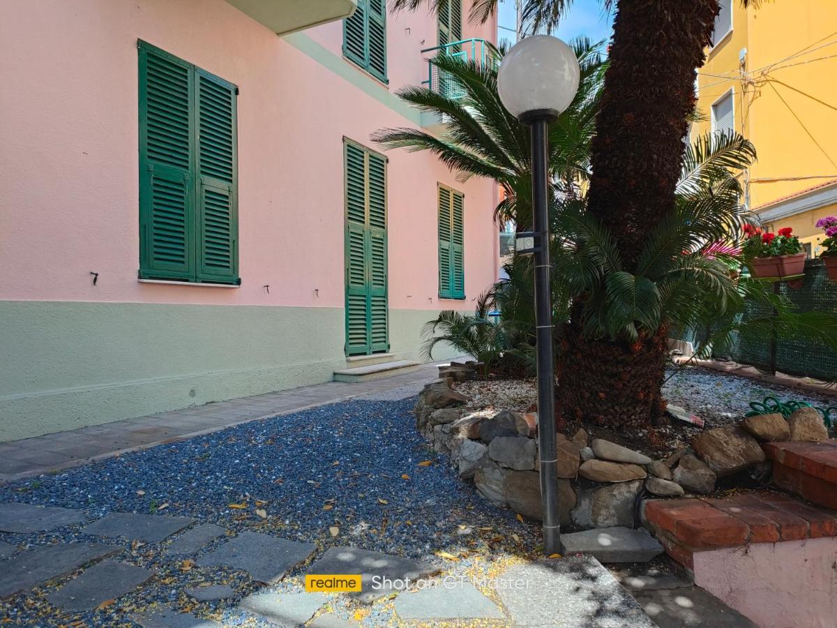 Villa Arcobaleno Rondo Garibaldi Sanremo Exteriör bild